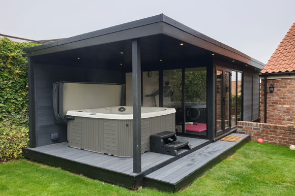 Relaxing Garden Room Hot Tub Retreat St. Albans